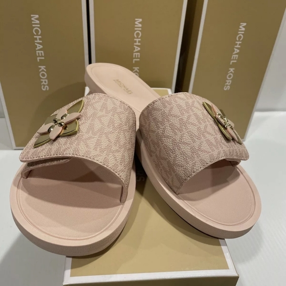 Nitb Michael Kors charmed mini logo slide sandals - Picture 3 of 7